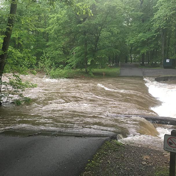 التوعية بالفيضانات