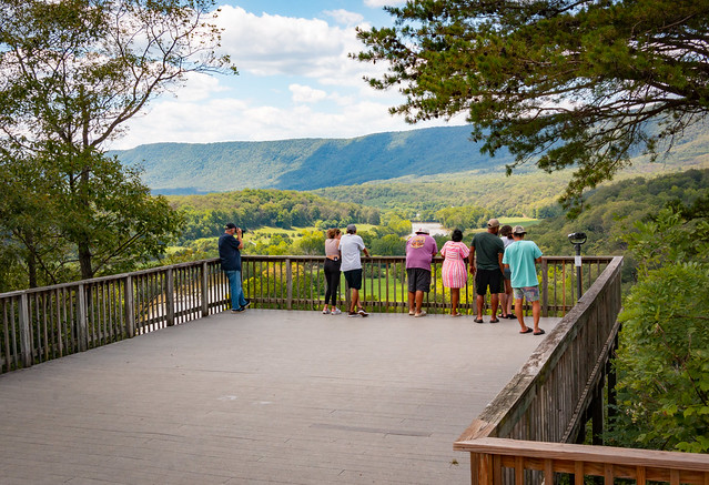 إطلالة في متنزه نهر شيناندواه الحكومي