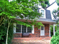 بوبلار هيل كوتدج.