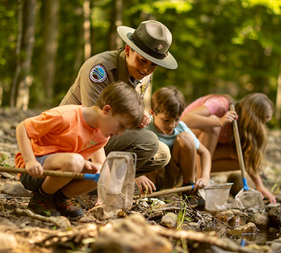 Park ranger with kids