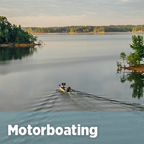 ركوب الزوارق الآلية