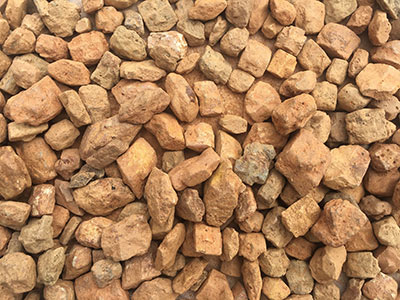 أحجار الجنيات الخام